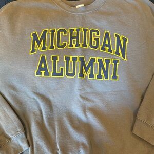 Michigan Alumni sweat shirt